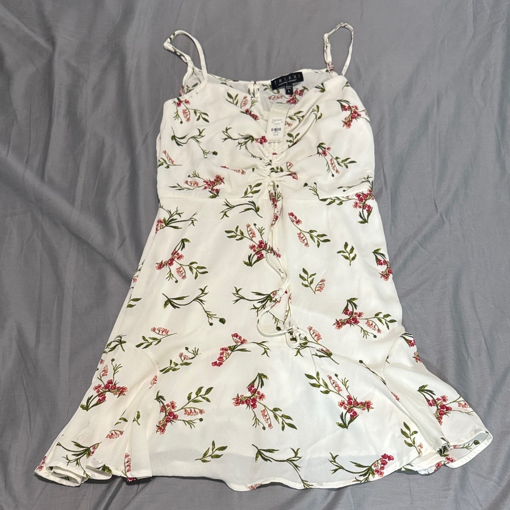 Francesca's Collections White Floral Dress